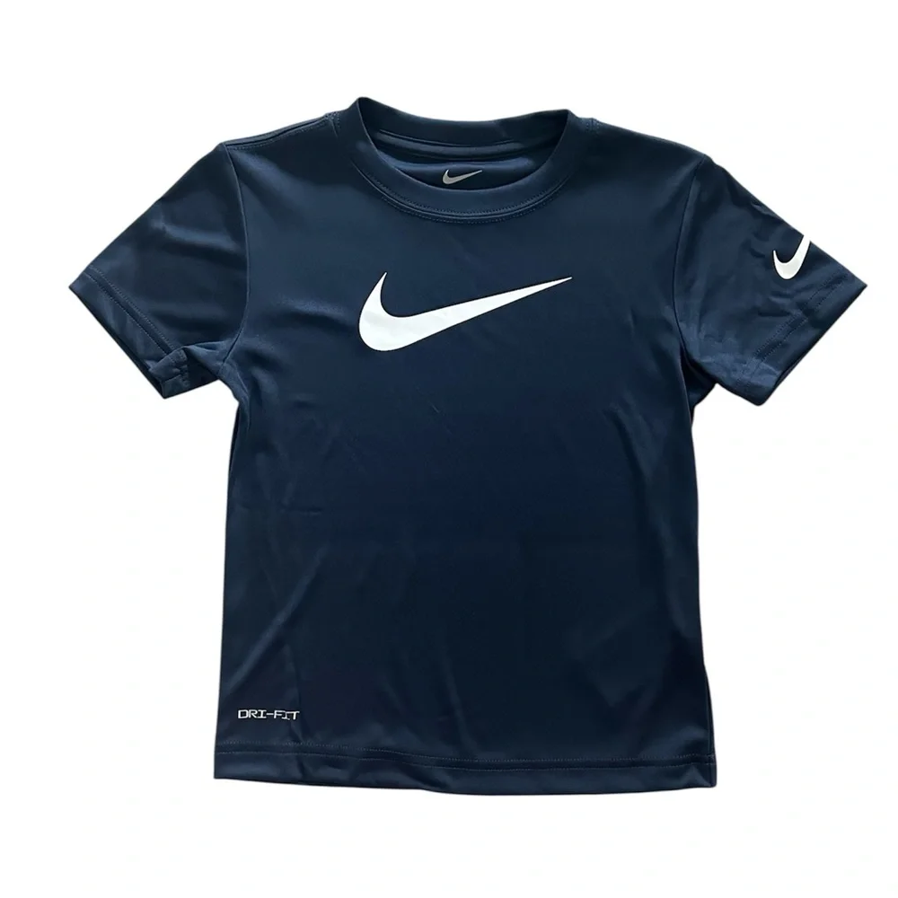 Nike Boys Size 5 Dri-FIT Athletic Set Navy Shirt Red Shorts 2PC Outfit NWT - Picture 2 of 3